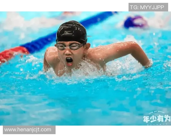 激烈角逐泳池赛场精彩纷呈 游泳比赛直播带你领略巅峰对决