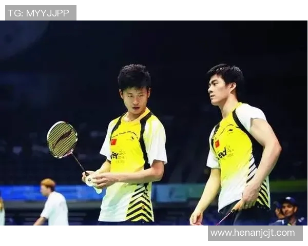 西安羽毛球队与重庆羽毛球队赛后分析力量对比与战术探讨 西安羽毛球队与重庆羽毛球队赛后分析力量对比与战术探讨