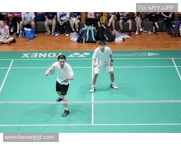 重庆羽毛球队在奥运会上的精彩表现与实力分析 重庆羽毛球队在奥运会上的精彩表现与实力分析