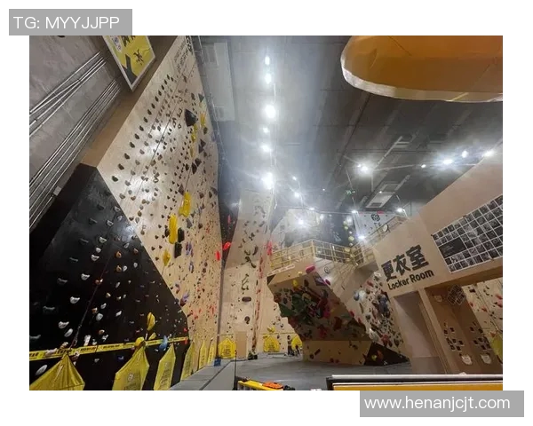 南京攀岩队在极限运动联赛中的灵活性表现与战术分析 南京攀岩队在极限运动联赛中的灵活性表现与战术分析