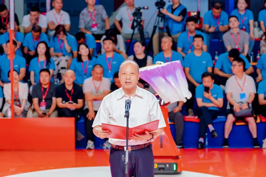 谈球吧智启新程 宁静领航——中力第七届 629 年度立异大会暨第五届 “叉车安整(图2)